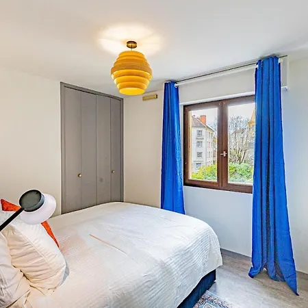 Le 28 C Chouette * 디종