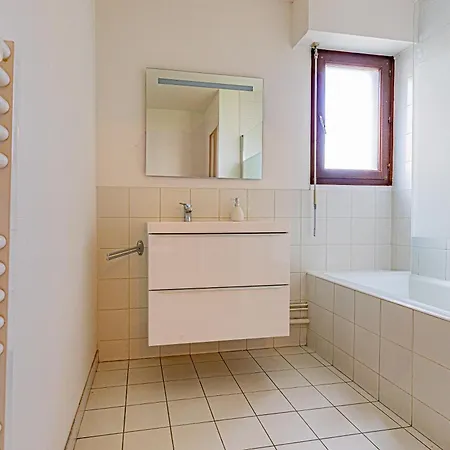 Le 28 C Chouette - Spacieux - Box Prive - Ascenseur - Centre Апартаменты Дижон