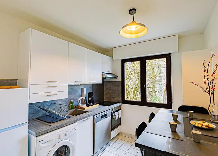 Le 28 C Chouette - Spacieux - Box Prive - Ascenseur - Centre Апартаменты